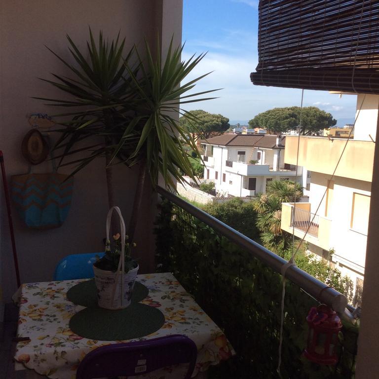 Dolce Casa Di Elena Apartment Nettuno Ruang foto