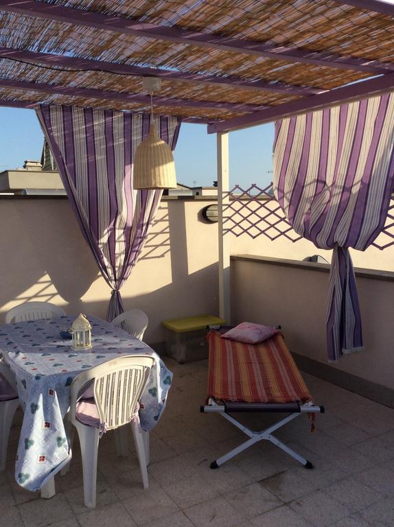 Dolce Casa Di Elena Apartment Nettuno Bagian luar foto